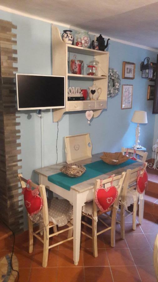 Casa Dolce Casa Di Rosy E Roby Apartment Bardine di San Terenzo Ngoại thất bức ảnh